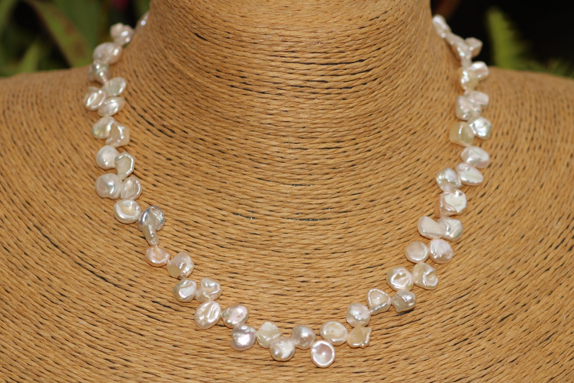 Valentina (Keshi Pearls shown in White) image 0
