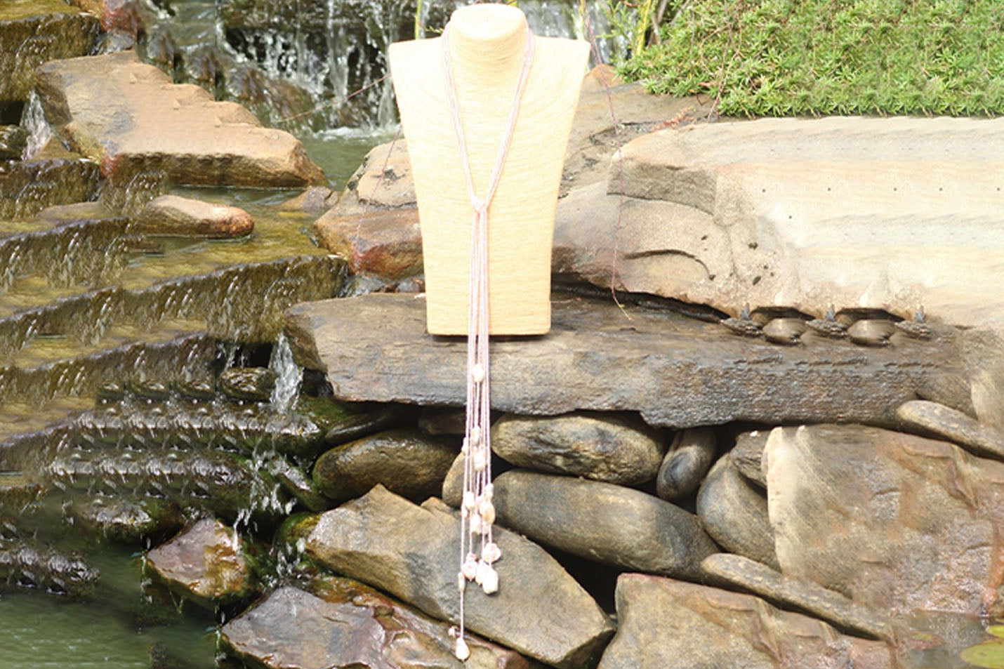 Bianca ( Champagne) image 0