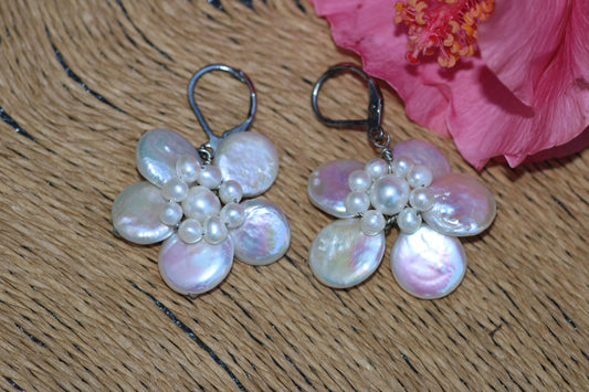 Lillian Earrings image 0